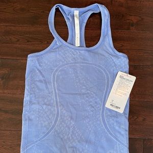 Lululemon Swiftly Racerback in static mist sz 4